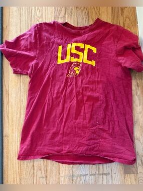 USC Trojans Athletic Red T-shirt size medium small stains on front